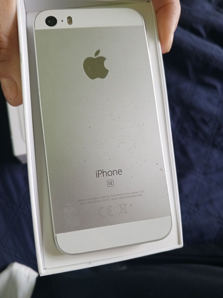 iPhone Se 32G uszkodzony