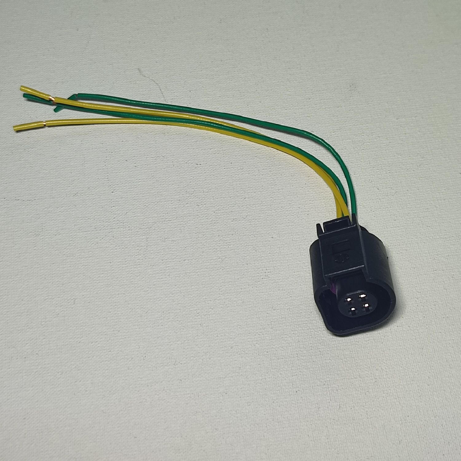 VW 7002 Ручка кнопка відкриття багажника Golf 5 Plus Jetta Passat B6