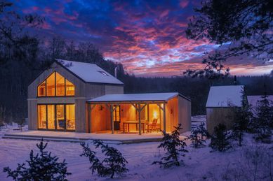 Dom nad Jeziorem z linią brzegową Sauna