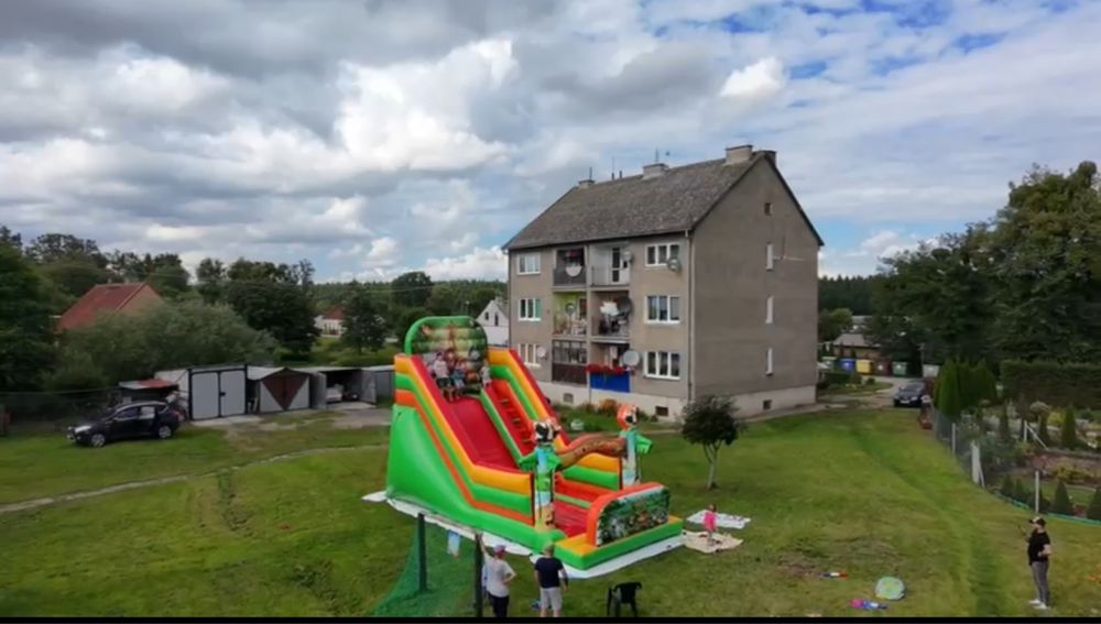Dmuchane Zjeżdżalnie dla Dzieci