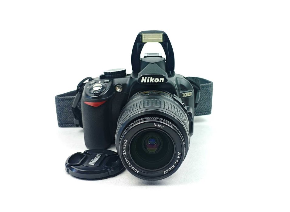 Дзеркальний фотоапарат Nikon D3100 KIT 18-55mm 32Gb + коробка