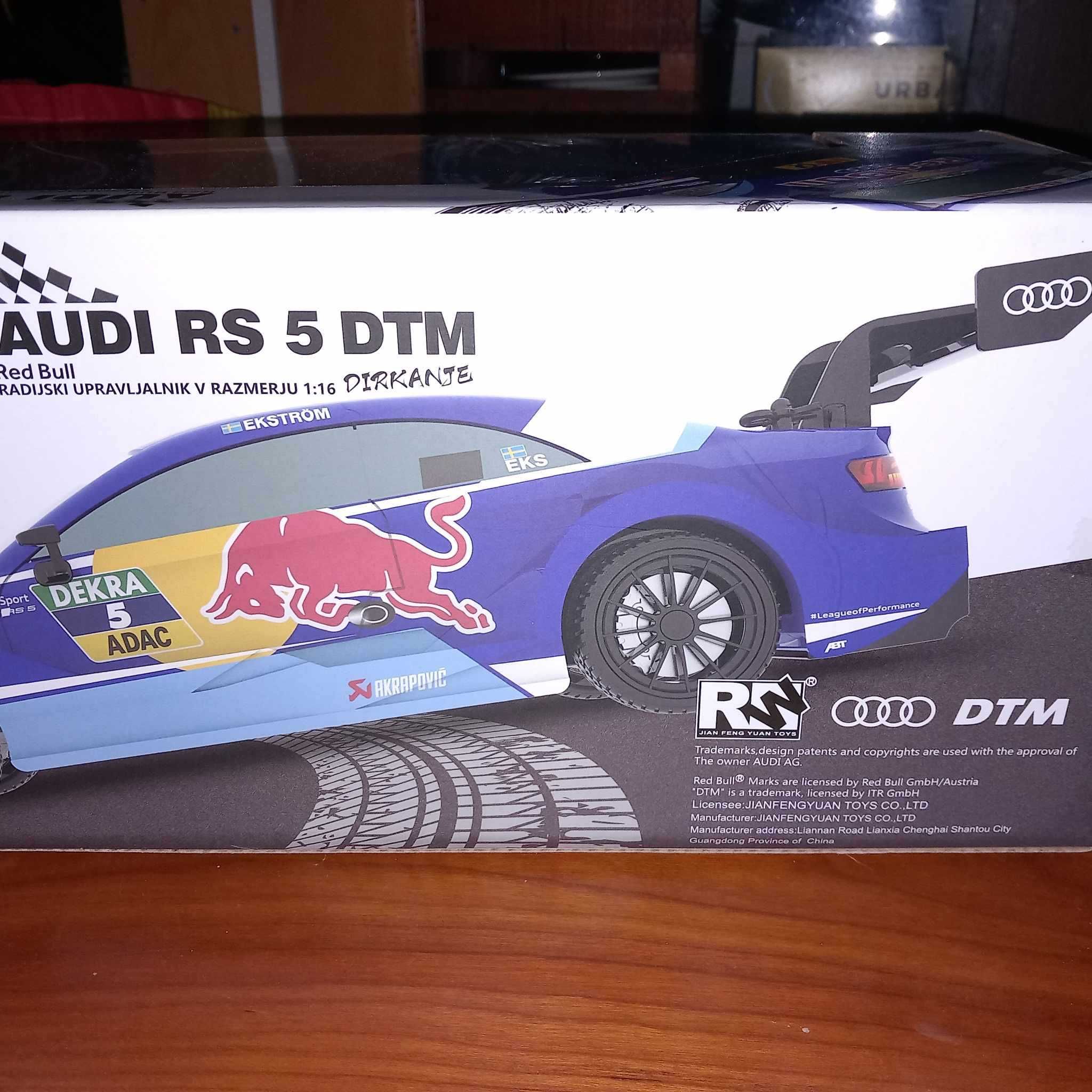 Audi RS 5 DTM 1:16 com telecomando NOVO com 25% de desconto