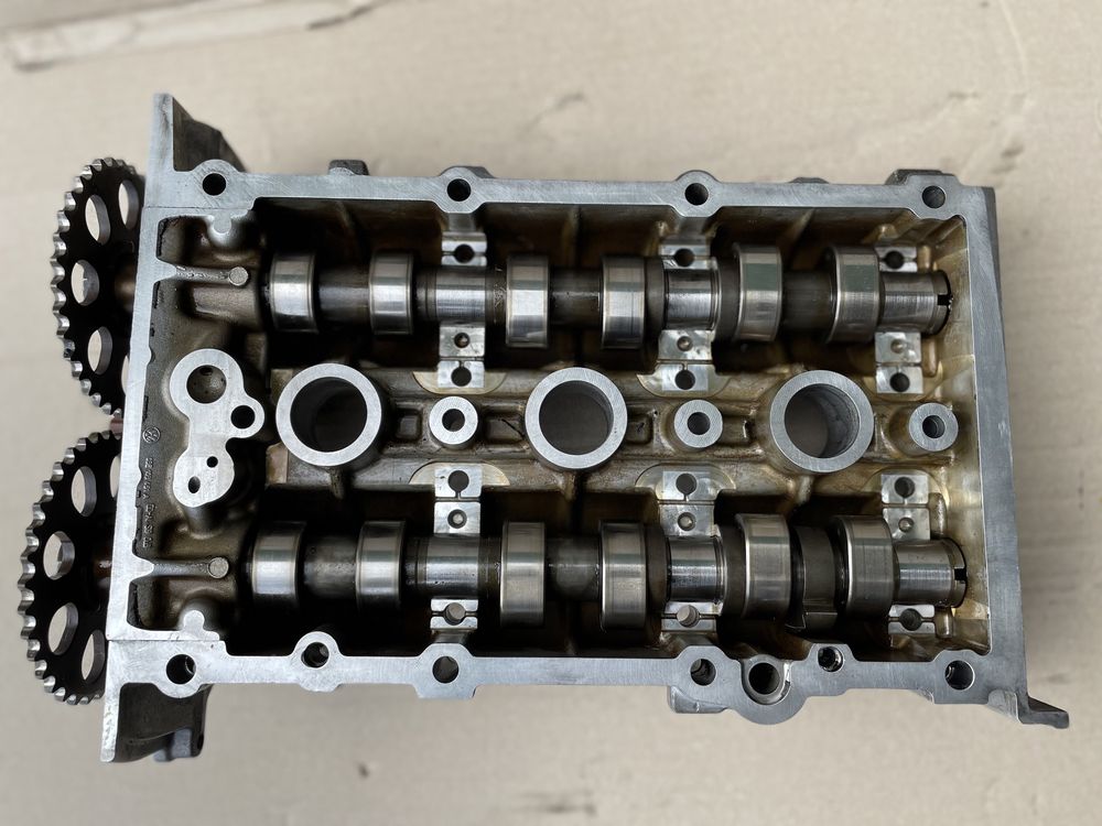 Головка блока цилиндров ГБЦ Шкода Фабия, VW Polo, Seat Ibiza 1.2 12V