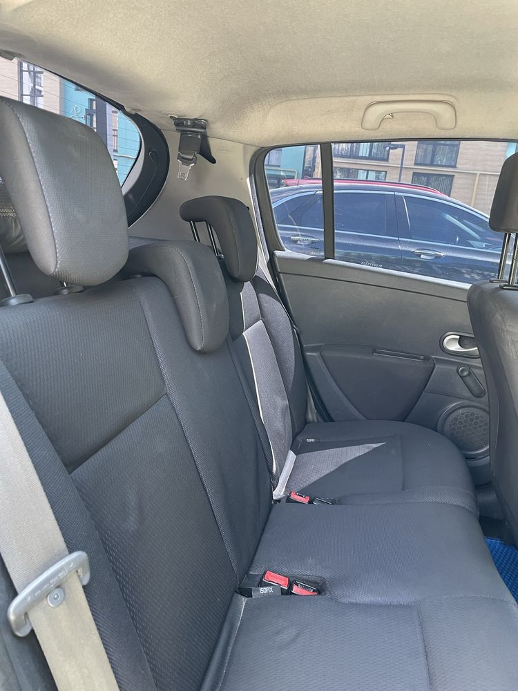 Renault Clio   3