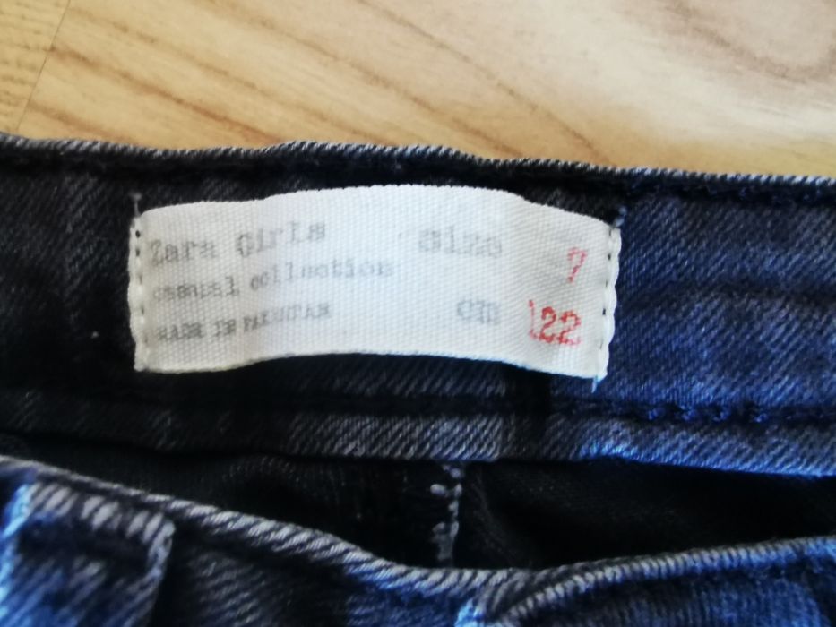 Dżinsy spodnie z dziurami ZARA rozmiar 122