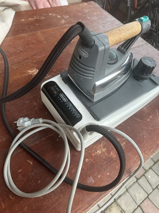 Праска Delonghi stiromeglio compact