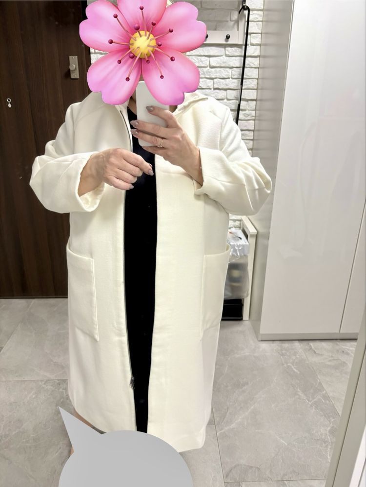 Śliczny Nowy Płaszcz Śmietankowy Plus Size