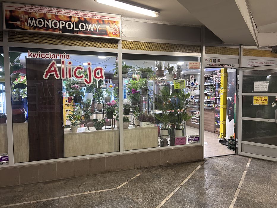 Odstąpie sklep monopolowy z Shot Barem
