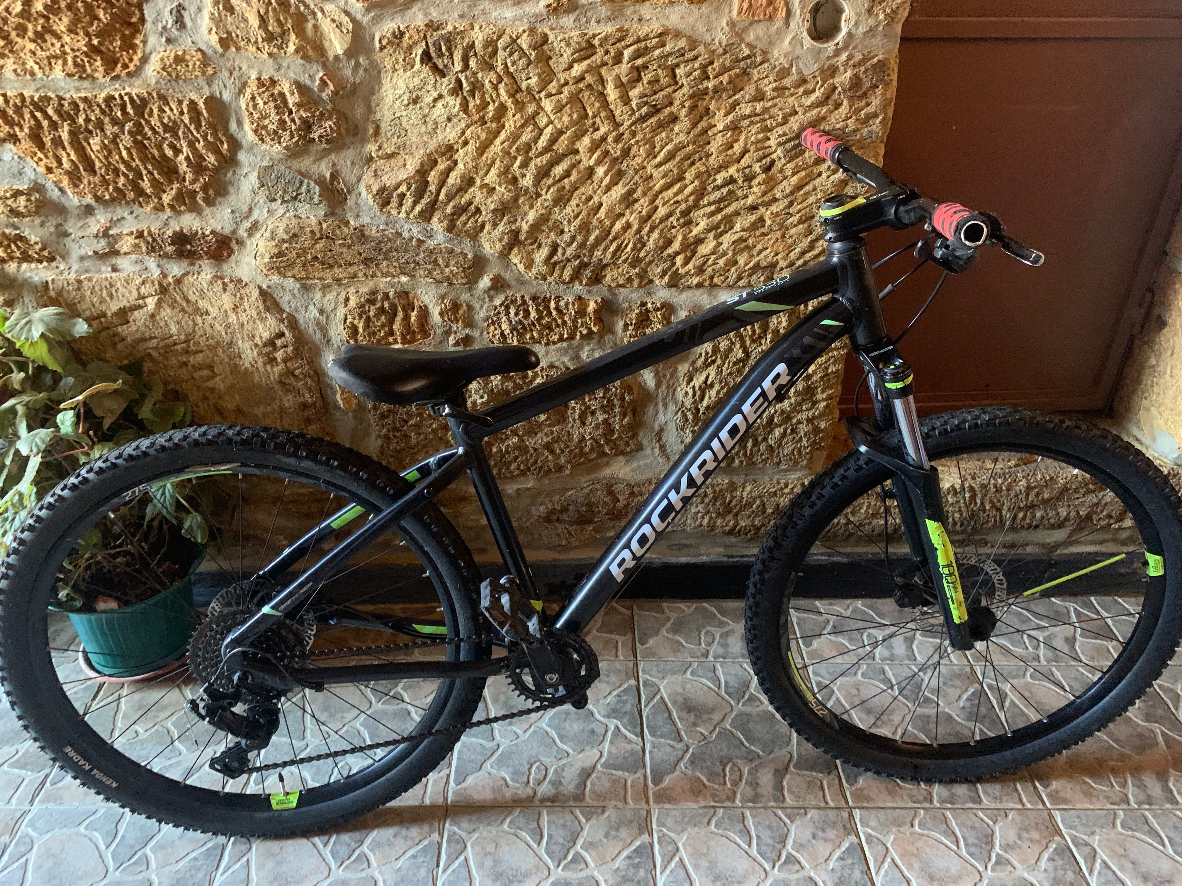 Bicicleta roda 27.5 Tamanho M , rock rider peso 14 kilos