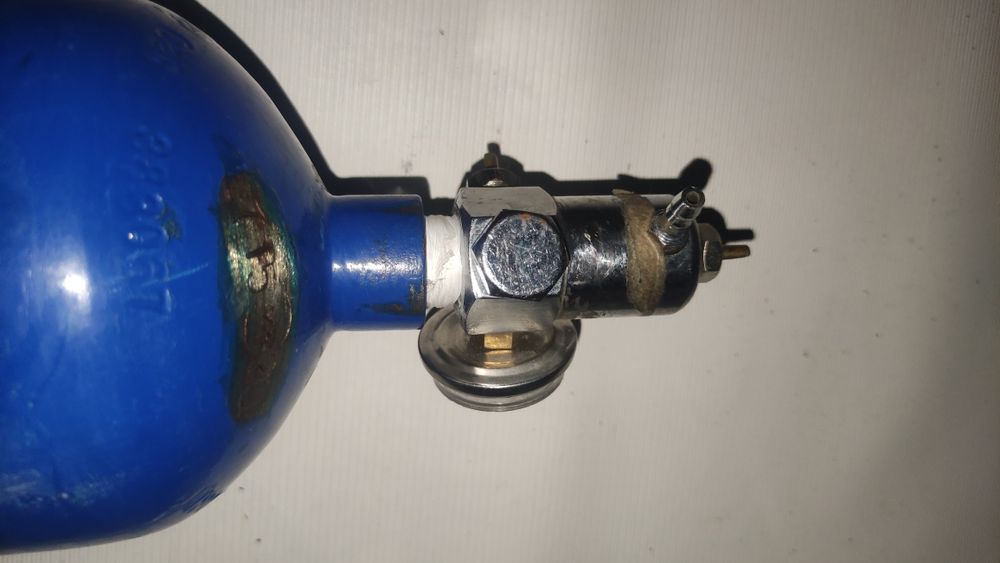 кислородный баллон Dräger.