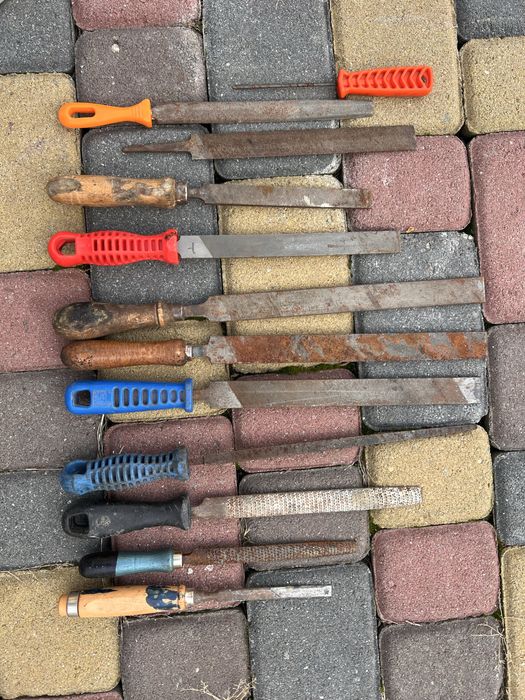 продам пневмогайковерти ,напилки, зубила в гарному стані з Німмечини