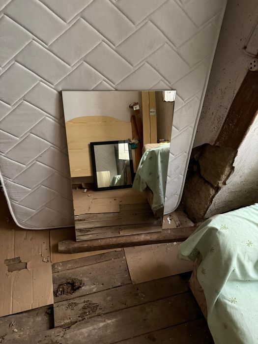 Espelho de parede para quarto