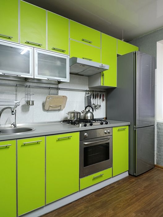 4 квартира, поруч Сильпо, правий берег.