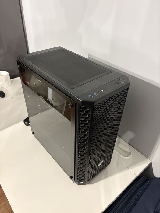 Komputer stacjonarny i5-9600k, GTX 1660Ti (6GB), 16GB RAM
