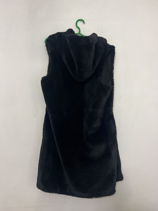 Czarna damska kamizelka/bezrękawnik elegancki