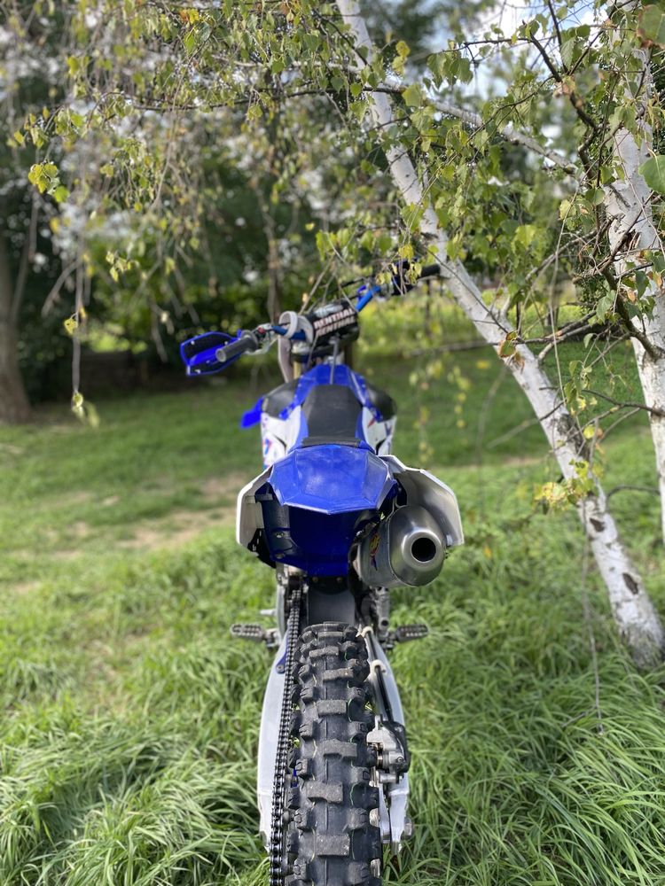 Yamaha yz250f (2015)