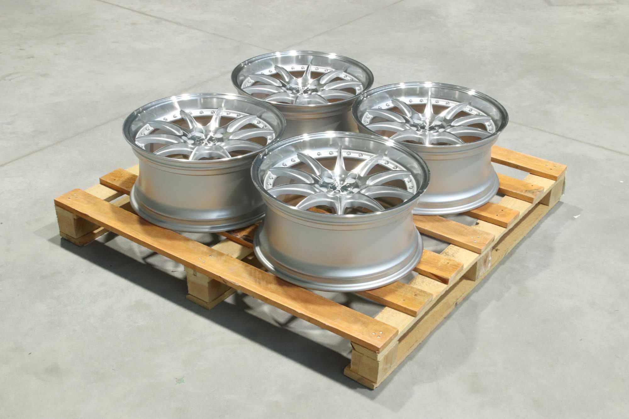 OUTLET! Felgi JR41 18x8,5 ET15-35 BLANK Silver Machined Face
