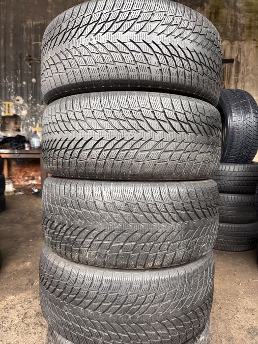 Зимові шини 245 45 R18 Nokian