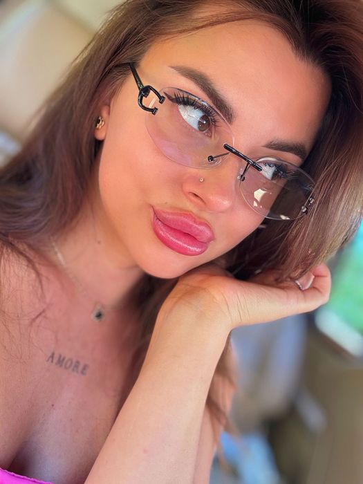 Окуляри для компʼютера та іміджа, хамелеон