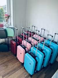 nowa super walizka średnia PLUS, walizki podróżne ,wysyłka Olx