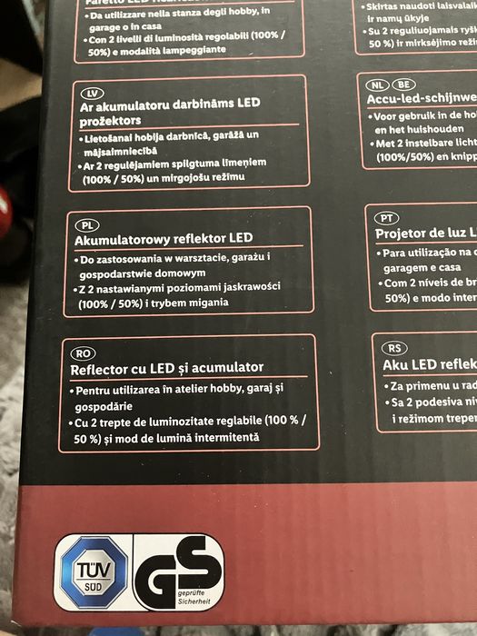 Reflektor LED Parkside PLSA 20-Li A1 akumulatorowy 2000 lm zasilacz