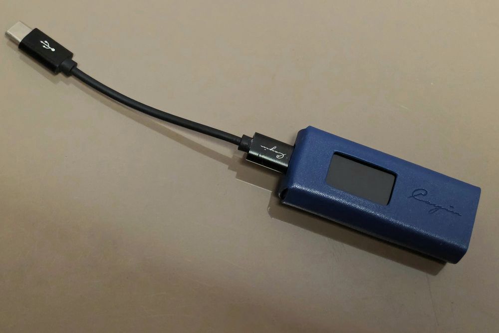 Cayin RU6 DAC + etui