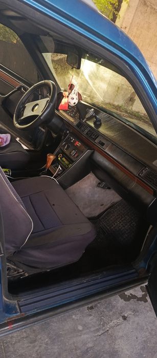 Продам Мерседес 124