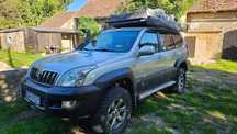 Toyota Land Cruiser Lc 120 przygotowana pod wyprawy