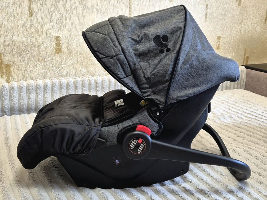 Автокрісло Pluto 0-13 кг Dark Grey