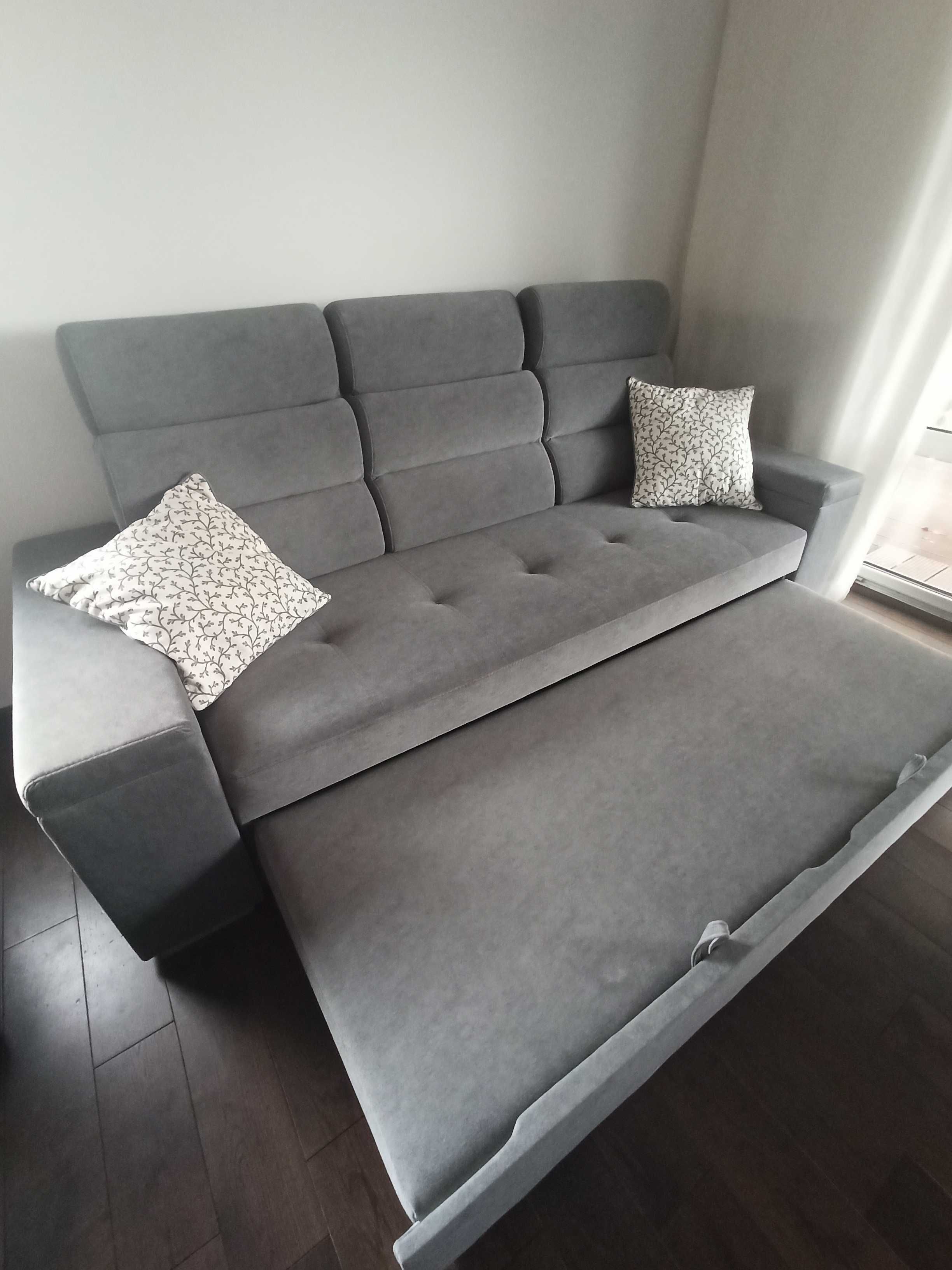 Sofa, kanapa 3 osobowa z funkcją spania i pojemnikami na pościel
