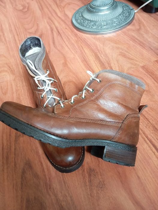 Шкіряні утеплені на натуральній вовні черевики р.39