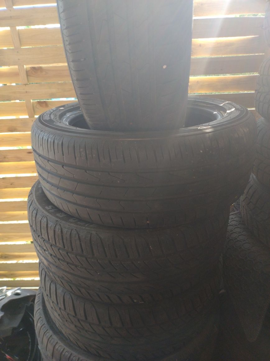 Komplet opon letnich opony 195/50/15 hankook Platin