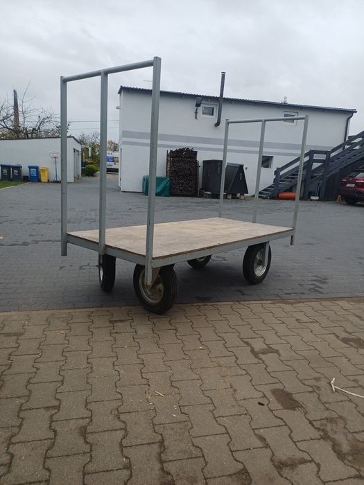 Wózek transportowy 1 m x 2,1 m – solidna konstrukcja