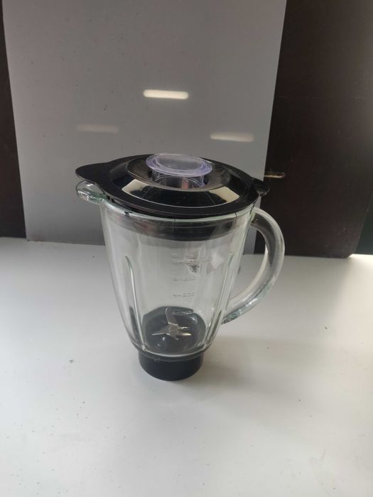 Copo de liquidificadores (apenas o copo, parte de cima)