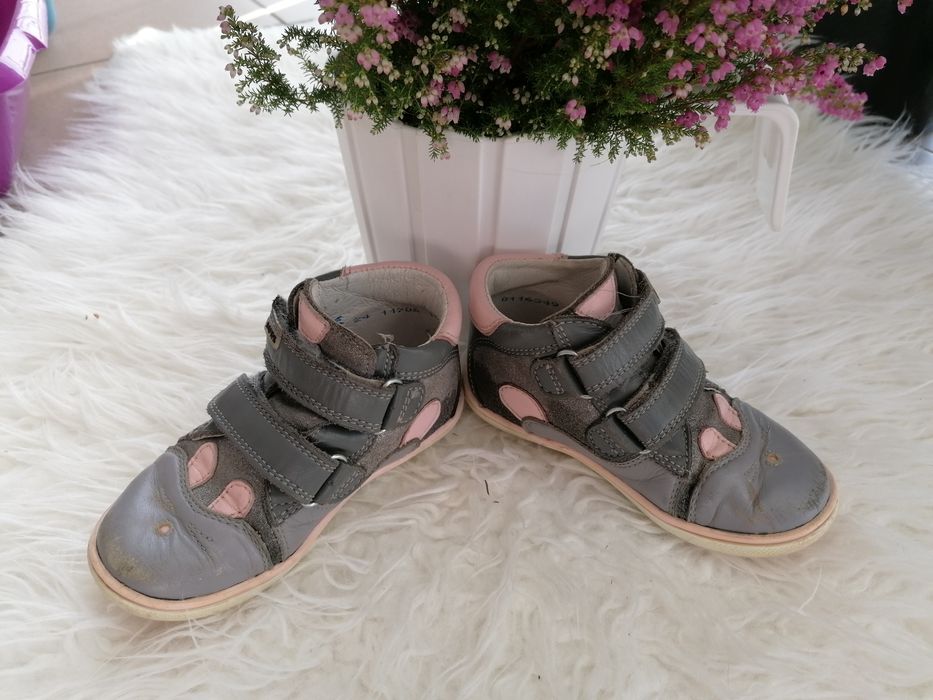 Półbuty Bartek r24 trzewiki