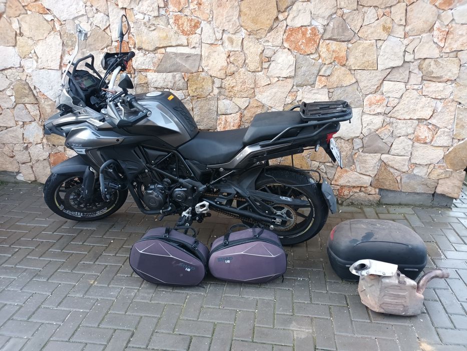 Benelli trk 502 e honda crf250r