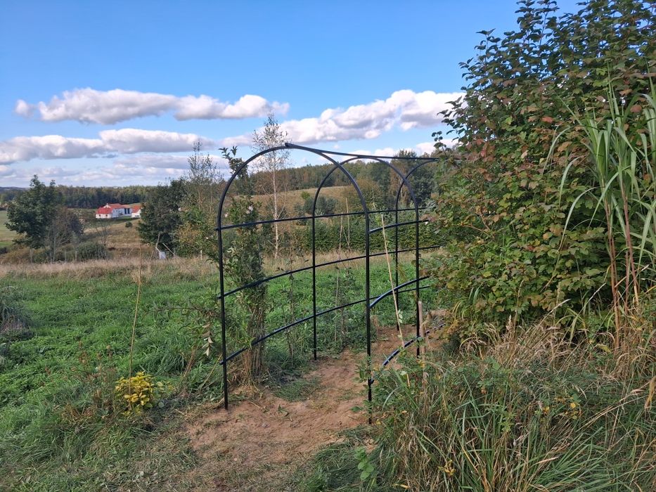 Balustrady, ogrodzenia, konstrukcje stalowe