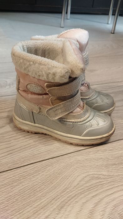 Buty dziecięce śniegowce