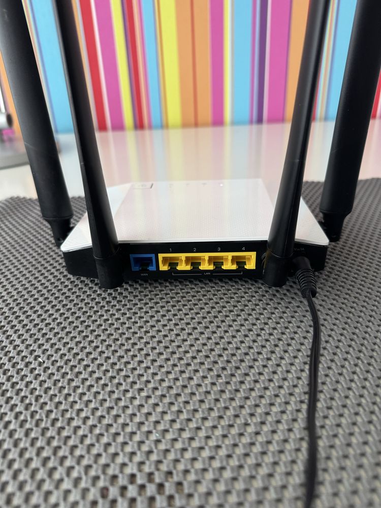 Роутер Zyxel NBG6604