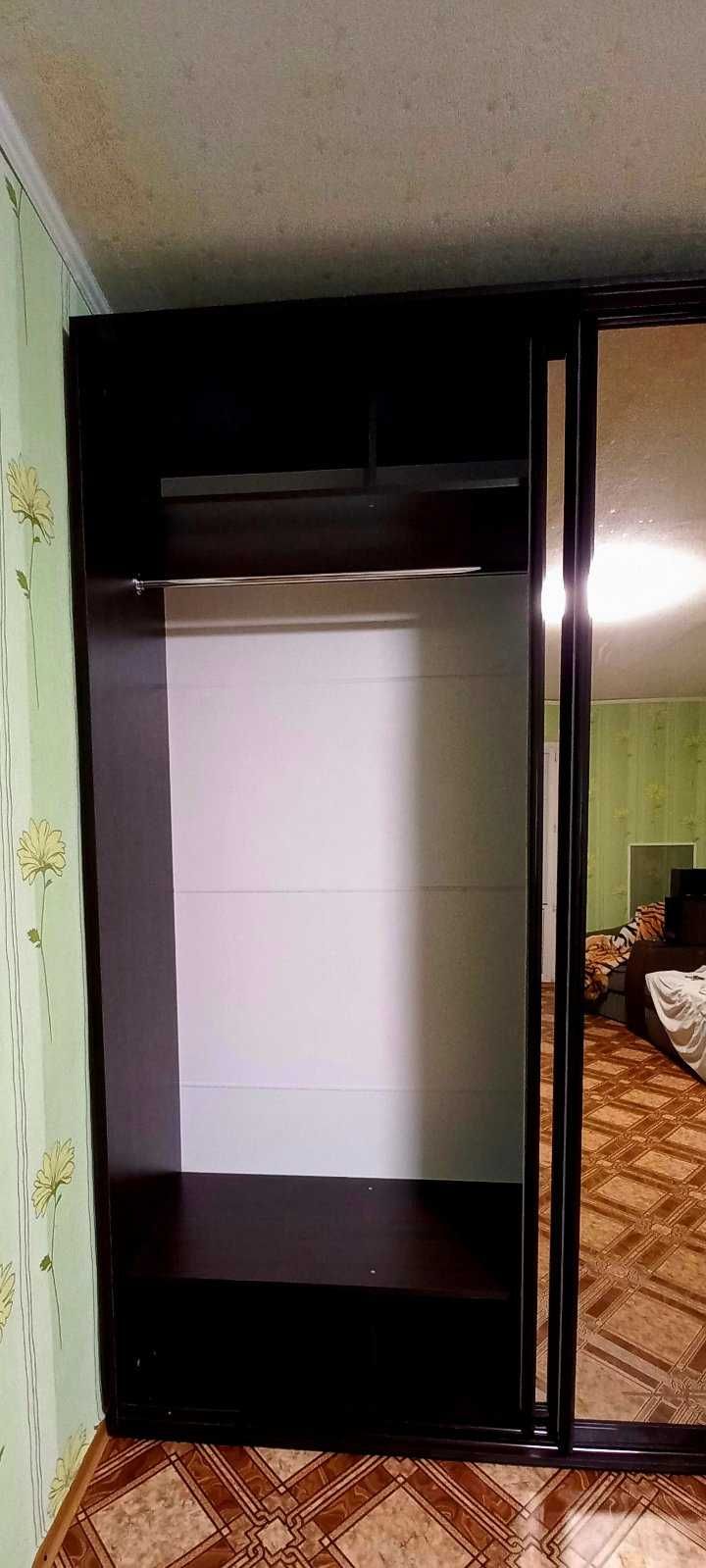 Шафа-купе продам