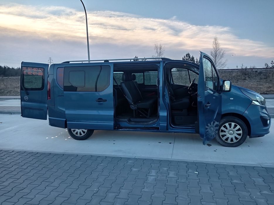 Wynajem, wypożyczalnia busów 9 osobowych z kierowcą lub bez, na kat b