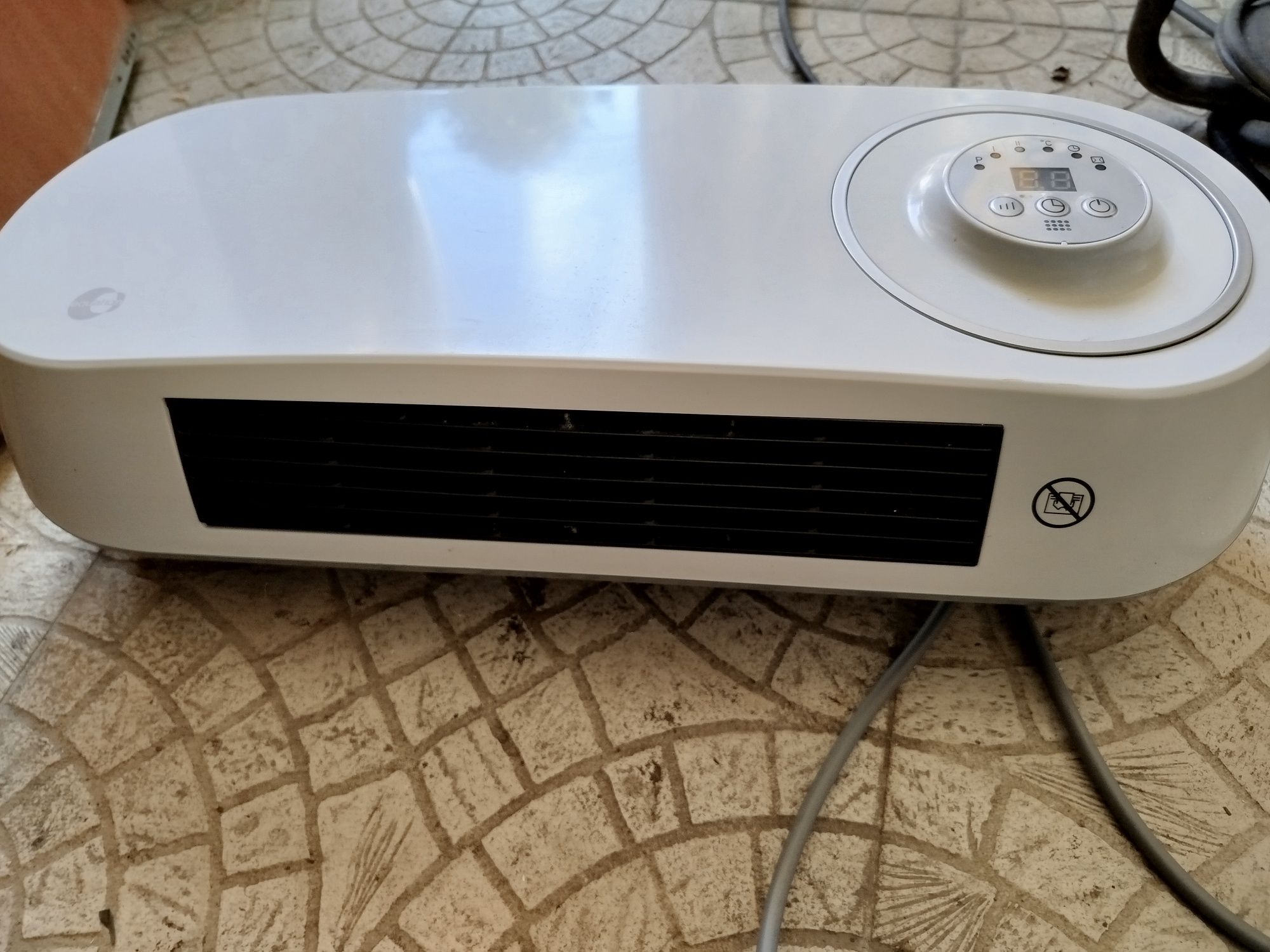 Ventilador casa de banho com comando