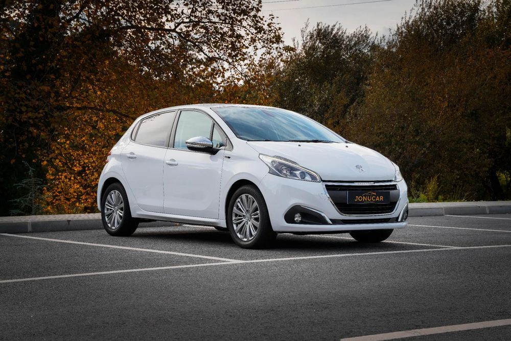 Peugeot 208 1.6 BlueHDi Style