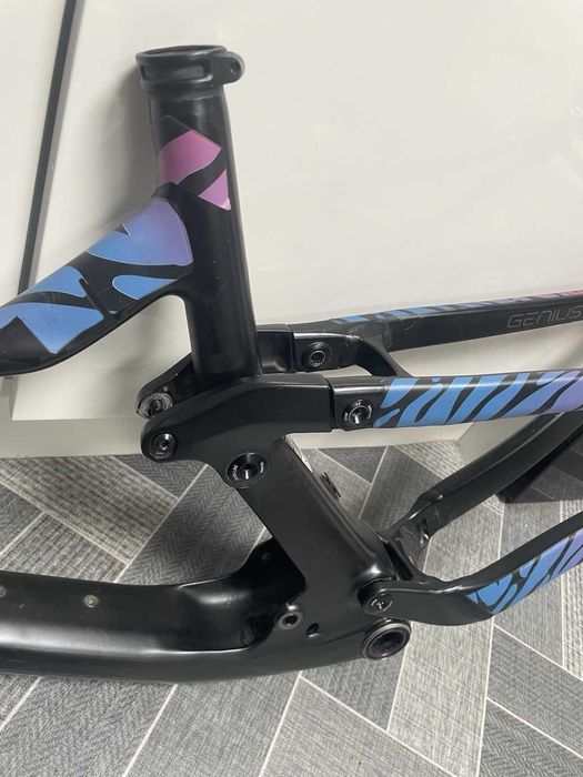 Quadro de carbono Scott Genius 2019 29”/27,5” M