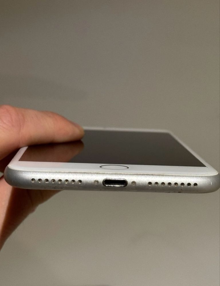 iPhone 8+ plus