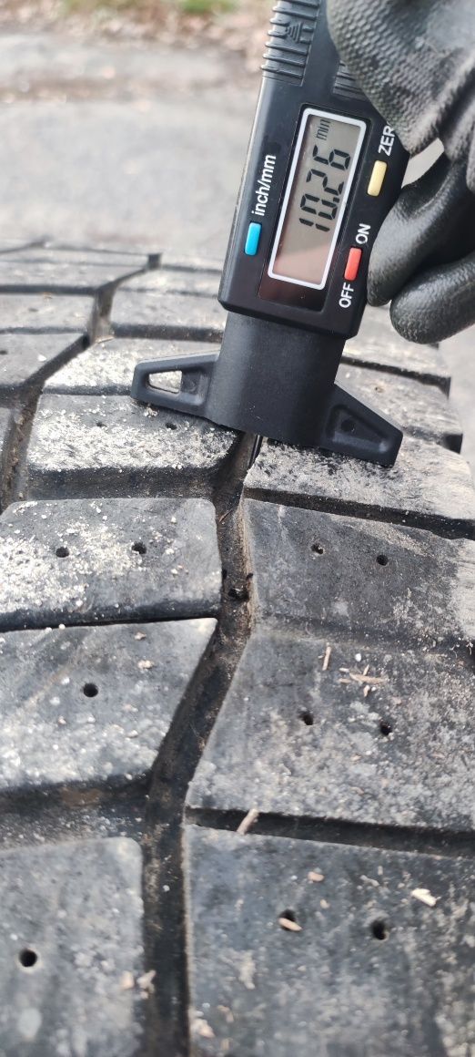 Шина 315/70/22.5 Pneu Laurent (Michelin)i