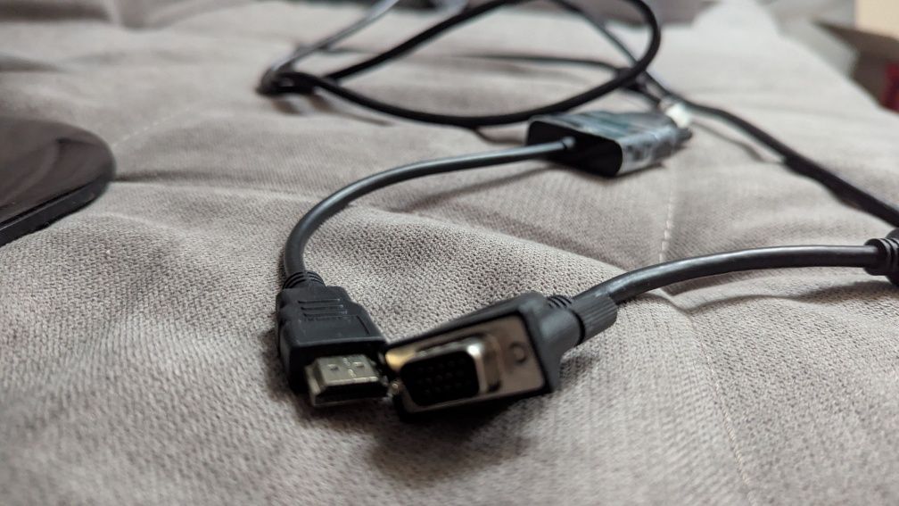 Офісний монітор LG 22MP55A
