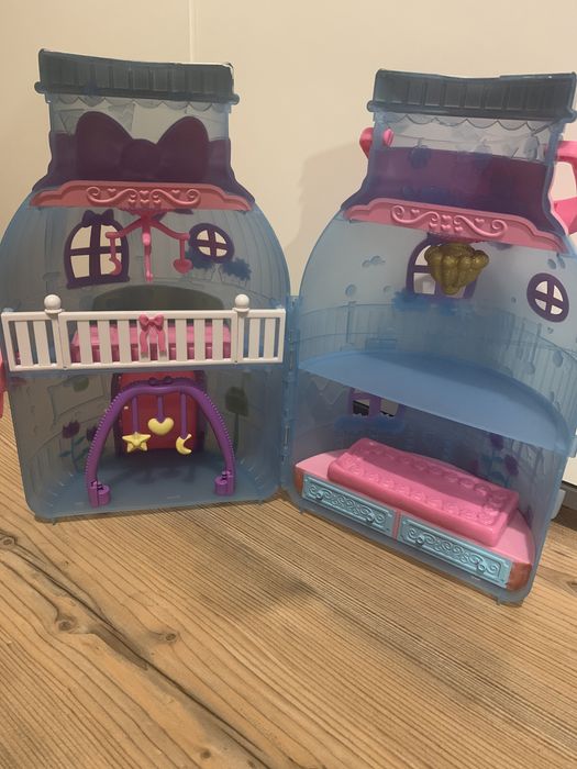 Domek dla lalek…..