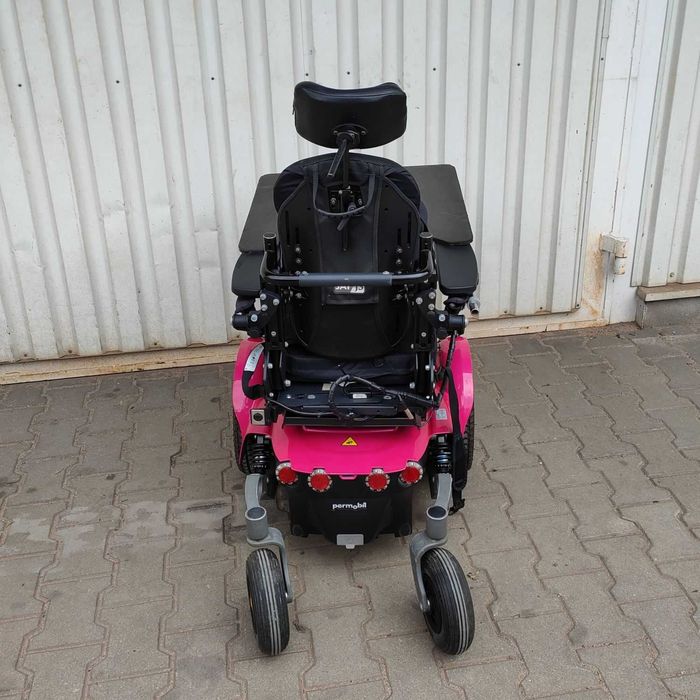 Wózek inwalidzki elektryczny Permobil K300 z windą