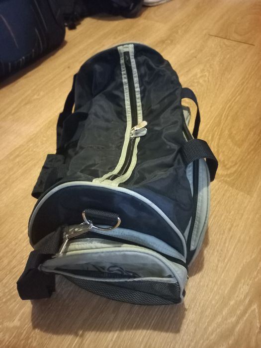 Сумка на колесах, дорожня  спортивна сумка.